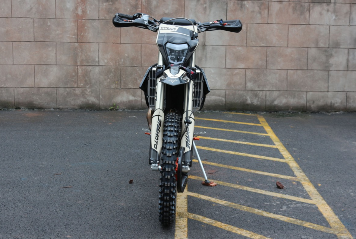 Мотоцикл JHLMOTO JHL Z8i (EFI) NC300S (182-MN) в Владивостоке