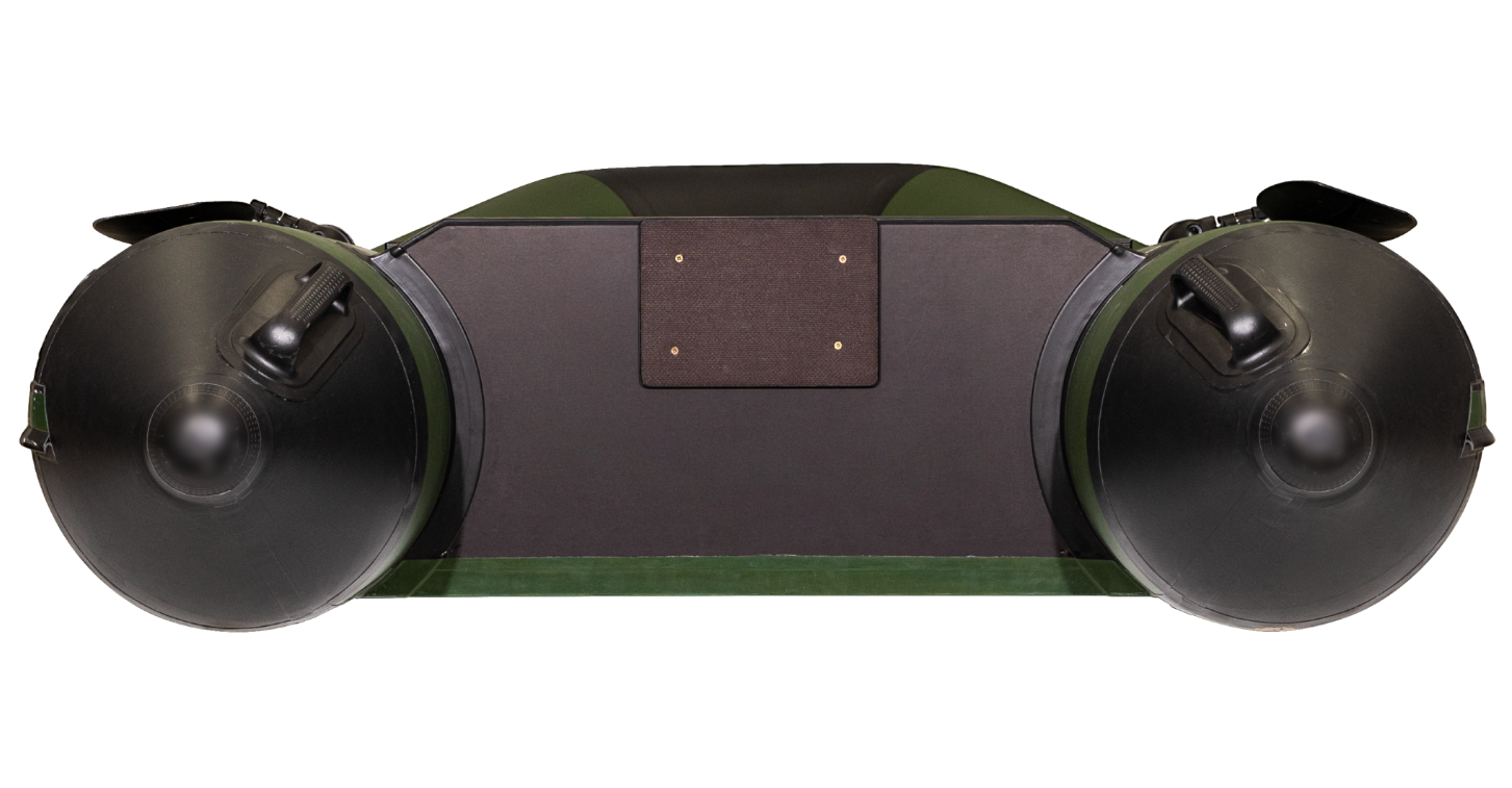 Лодка АКВА 2900 в Владивостоке