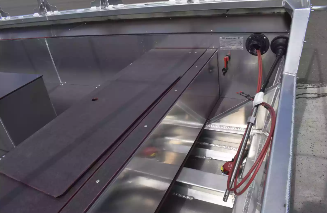 Алюминиевая лодка Wyatboat-600 в Владивостоке