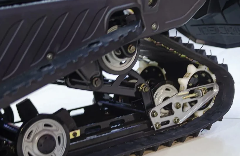 Снегоход Ataki WD 200 в Владивостоке