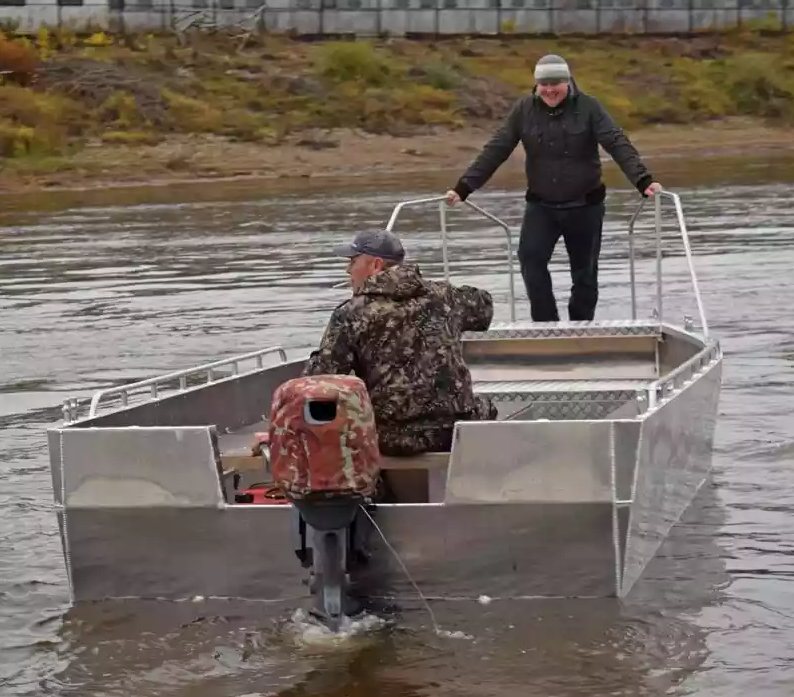 Алюминиевая лодка Wyatboat-600 в Владивостоке