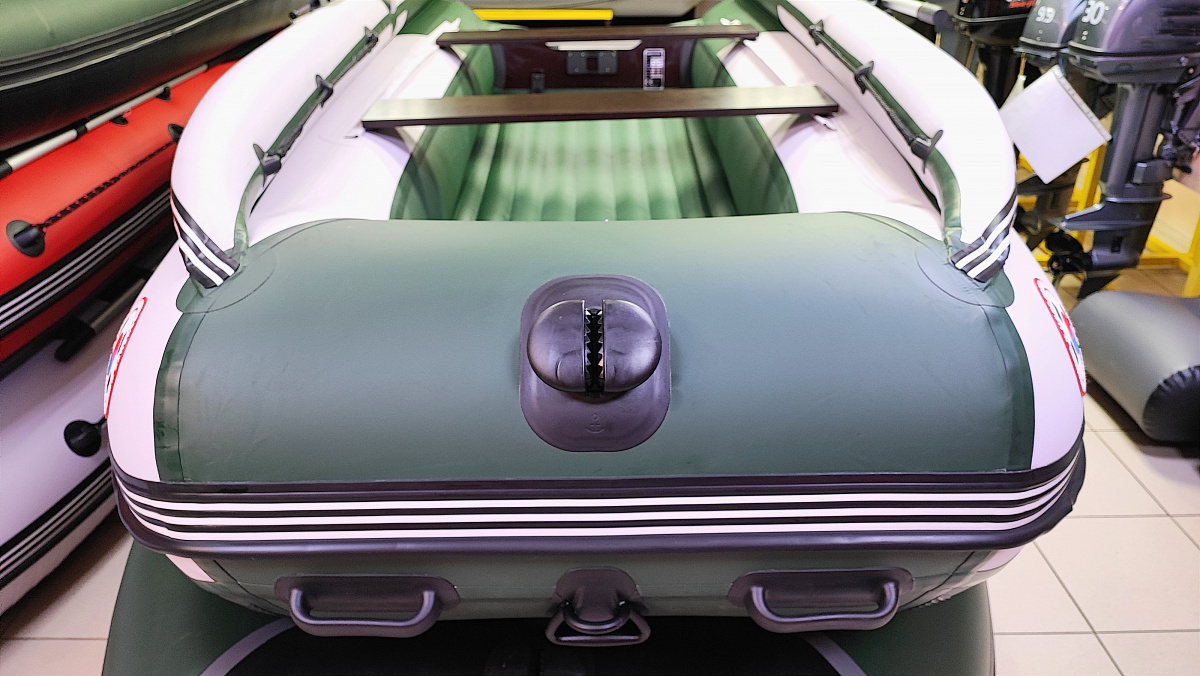 Лодка MISHIMO FAMILY PRO 350 в Владивостоке