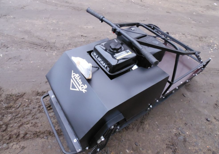 Мотобуксировщик AhtaR Зима 15 л/с с вариатором в Владивостоке