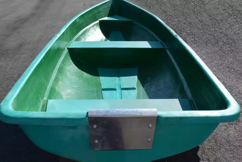 Стеклопластиковая Лодка Голавль в Владивостоке