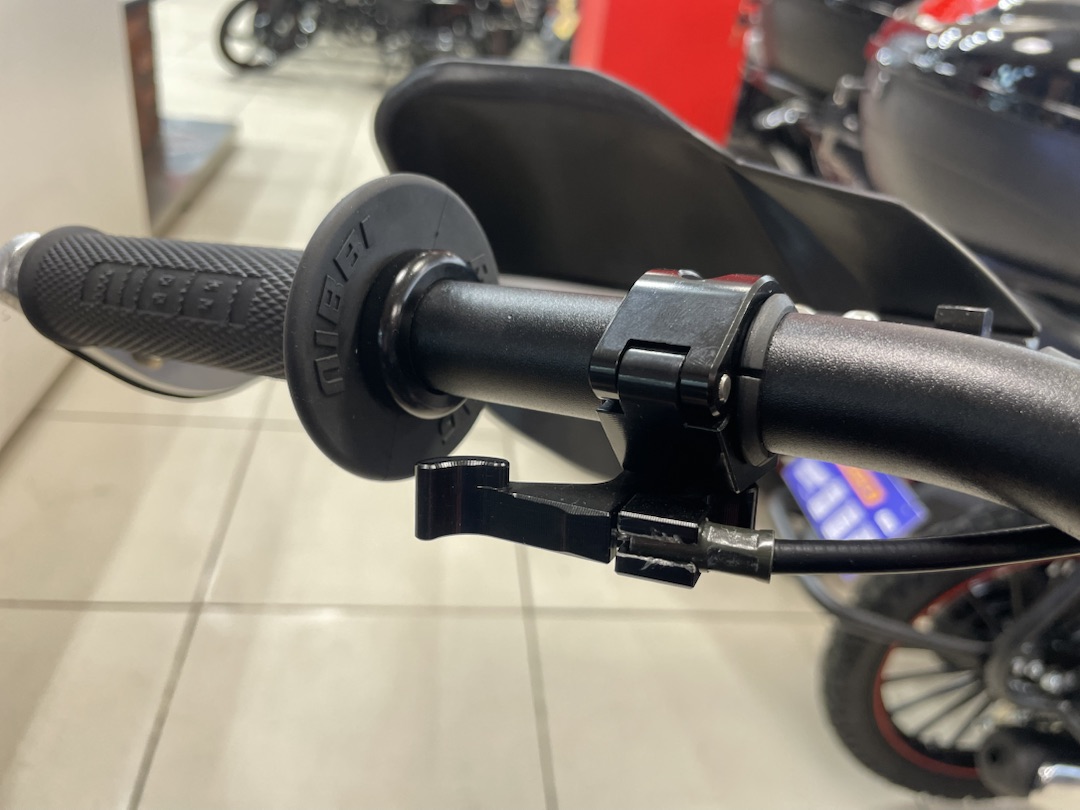 Кроссовый мотоцикл PROMAX BLACKOUT NB300 MX в Владивостоке