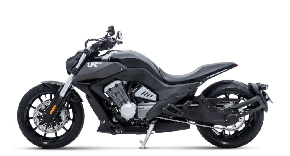 Мотоцикл Benda LFC 700 в Владивостоке