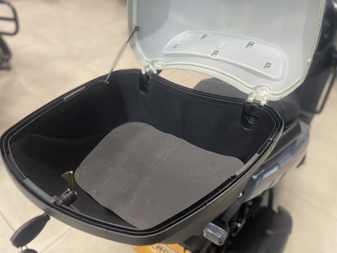 Скутер PROMAX STALKER ARMY 240(49) в Владивостоке