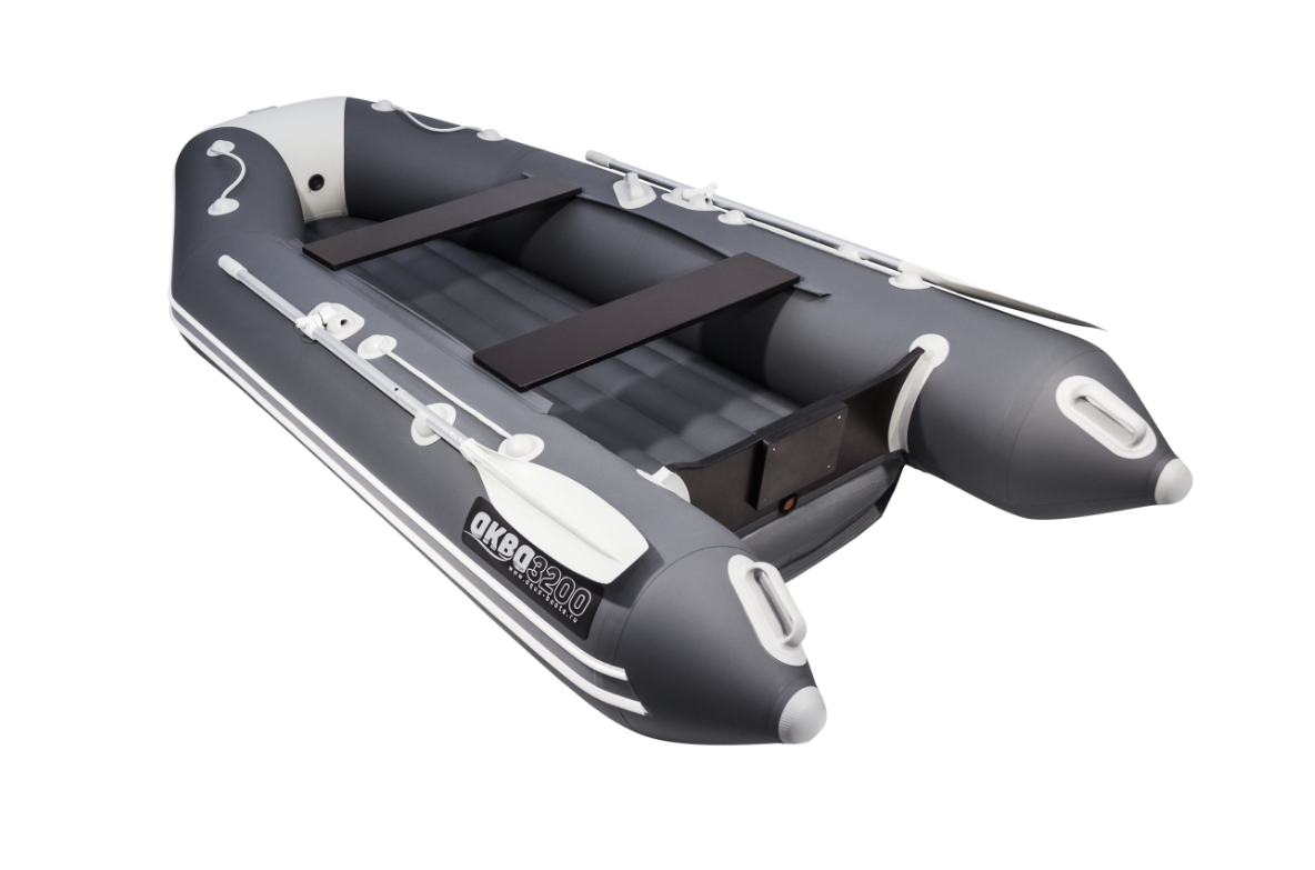 Лодка АКВА 3200 нднд в Владивостоке