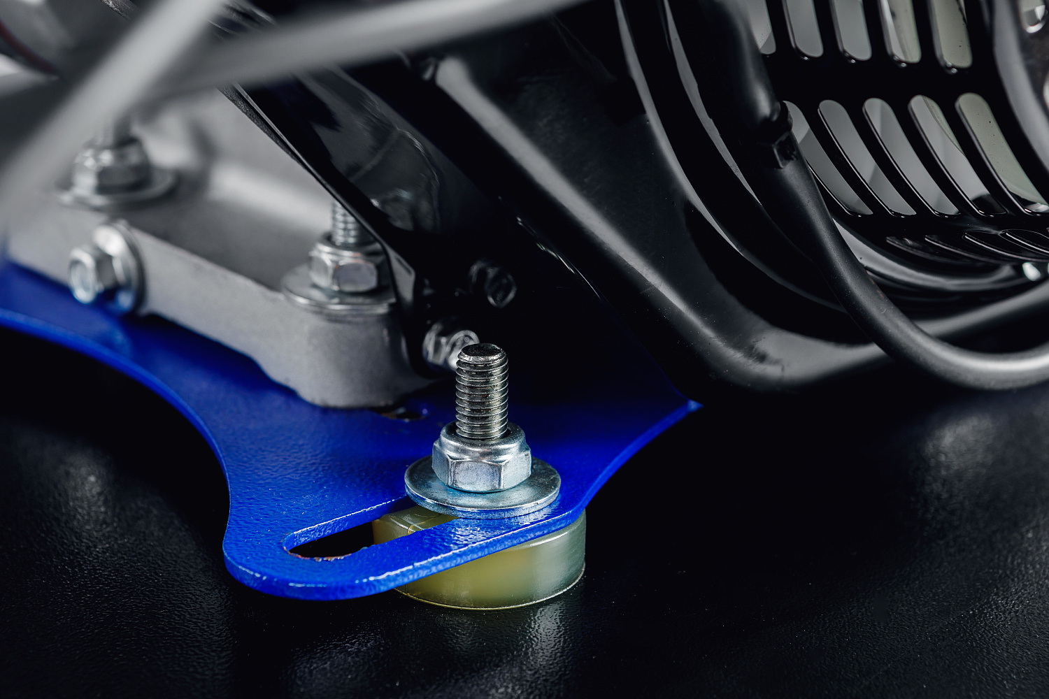 МОТОБУКСИРОВЩИК IKUDZO LONG 2.0 1700/500 EKR15 в Владивостоке