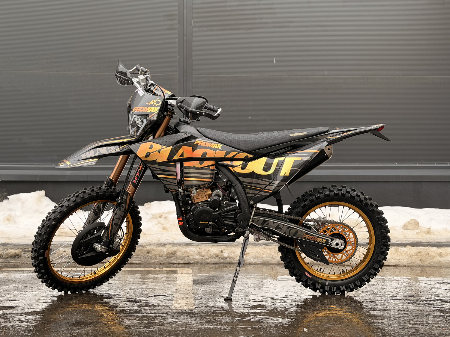 Кроссовый мотоцикл PROMAX BLACKOUT NB300 ENDURO в Владивостоке