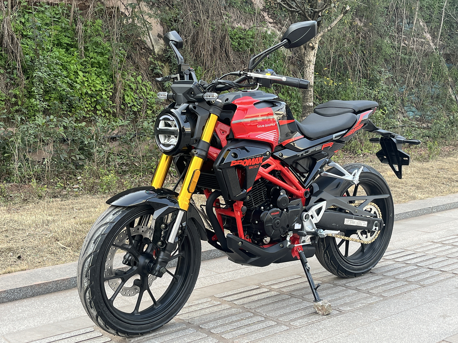 Мотоцикл PROMAX CB300 в Владивостоке