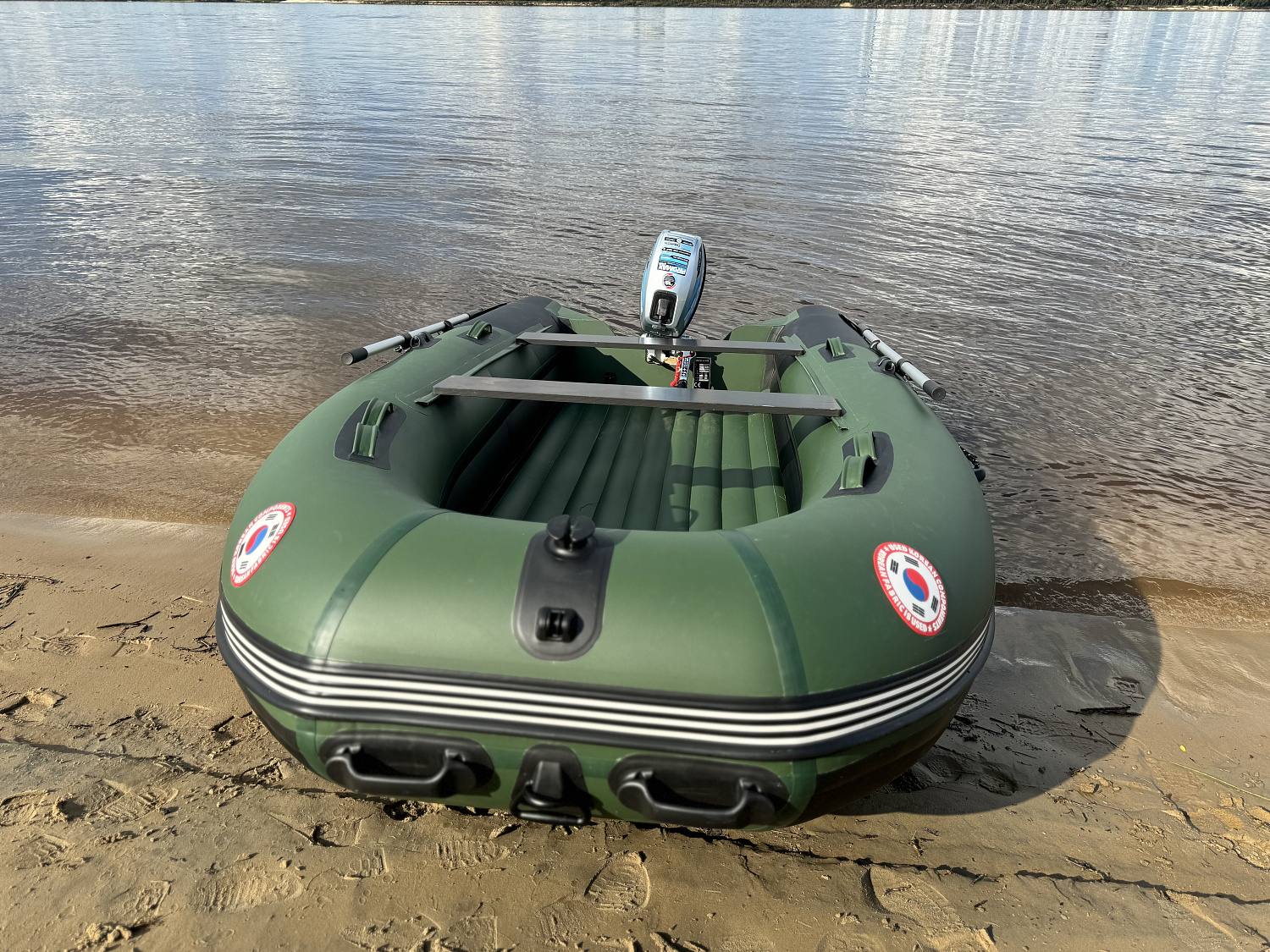 Лодка MISHIMO BIG FLOOR 380 в Владивостоке