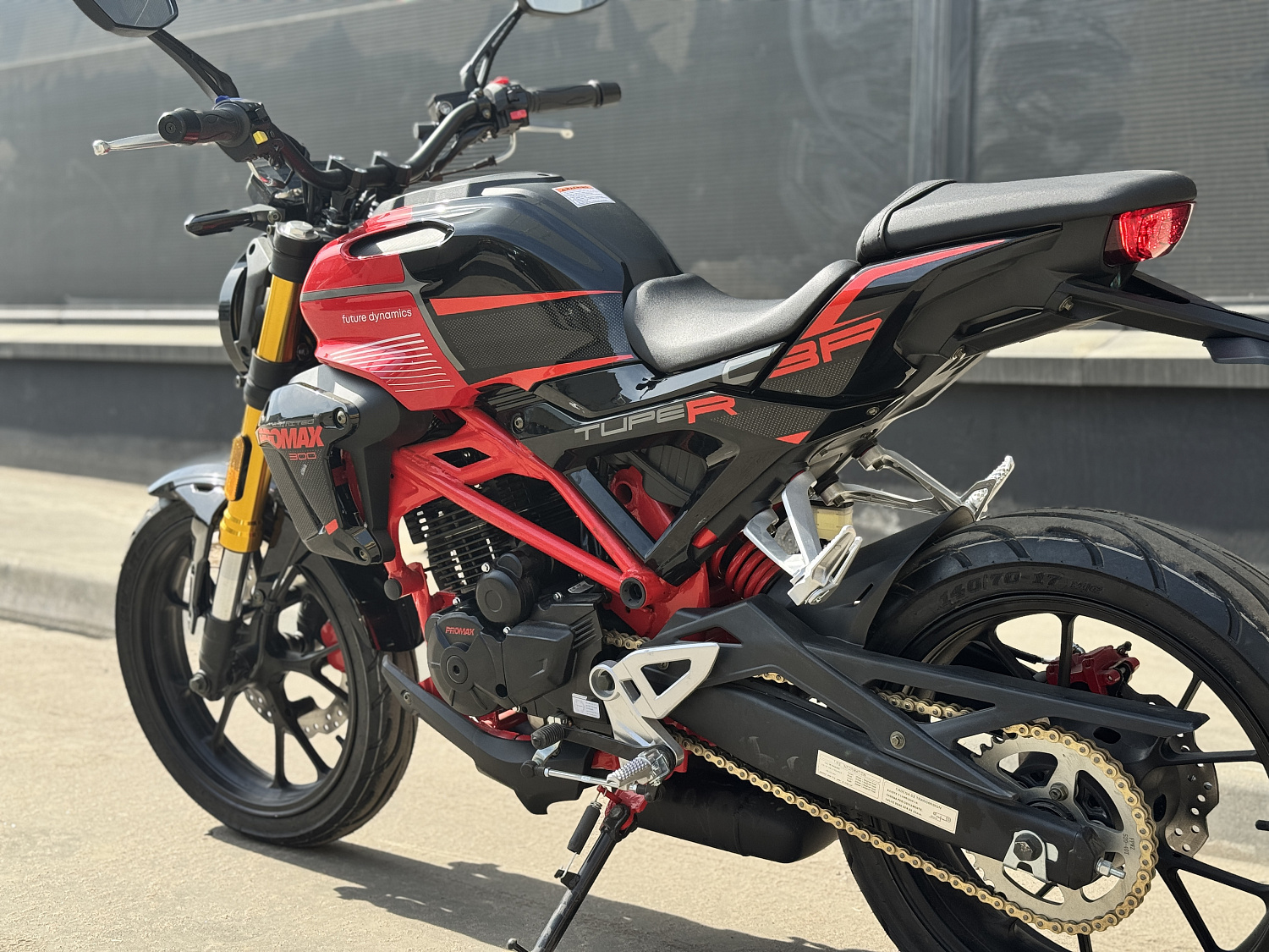 Мотоцикл PROMAX CB300 в Владивостоке