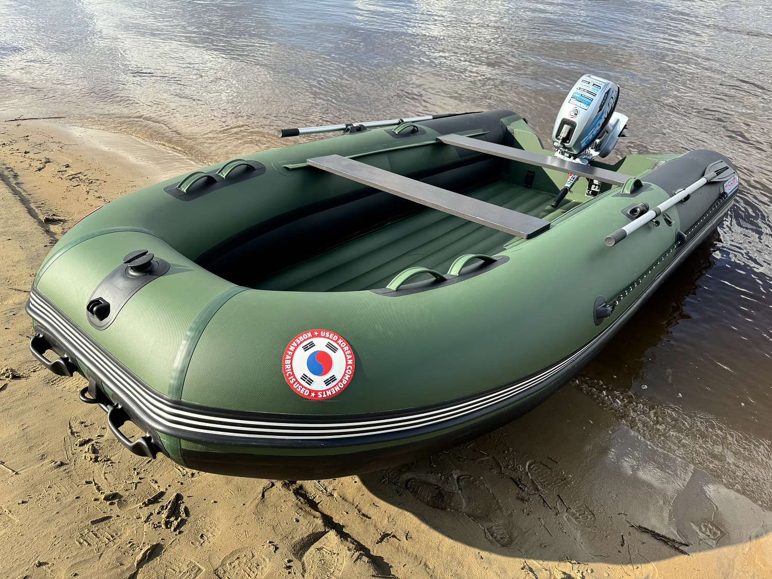 Лодка MISHIMO BIG FLOOR 380 в Владивостоке