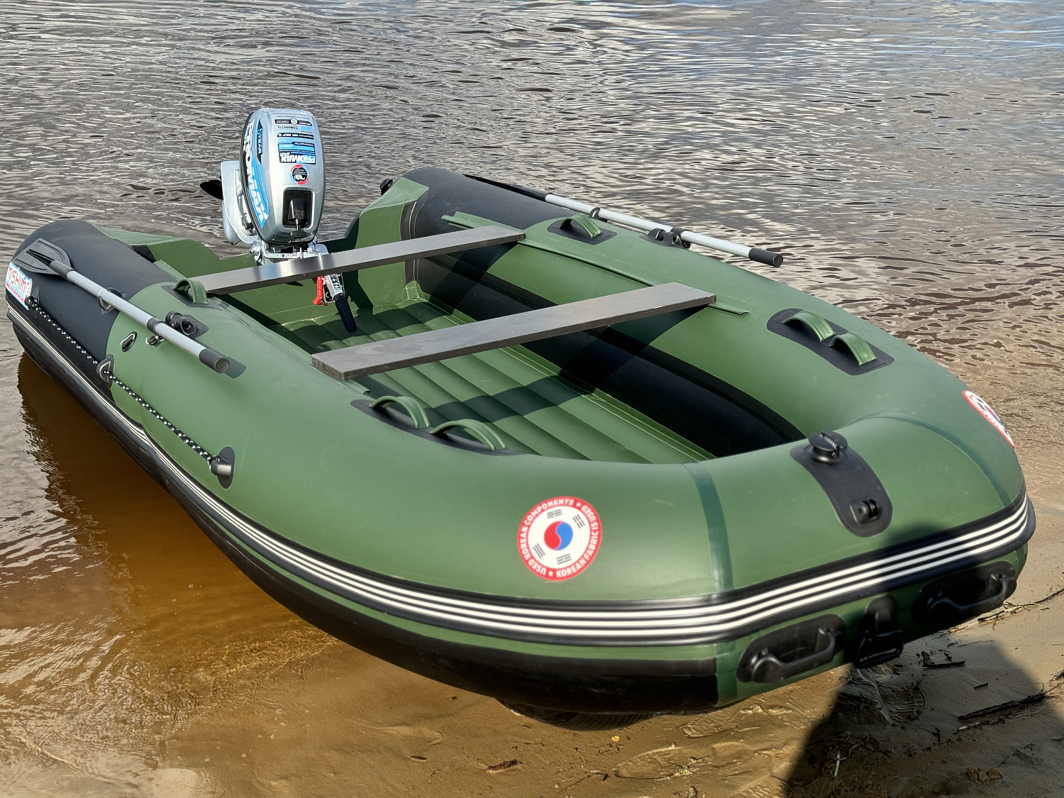 Лодка MISHIMO BIG FLOOR 420 в Владивостоке