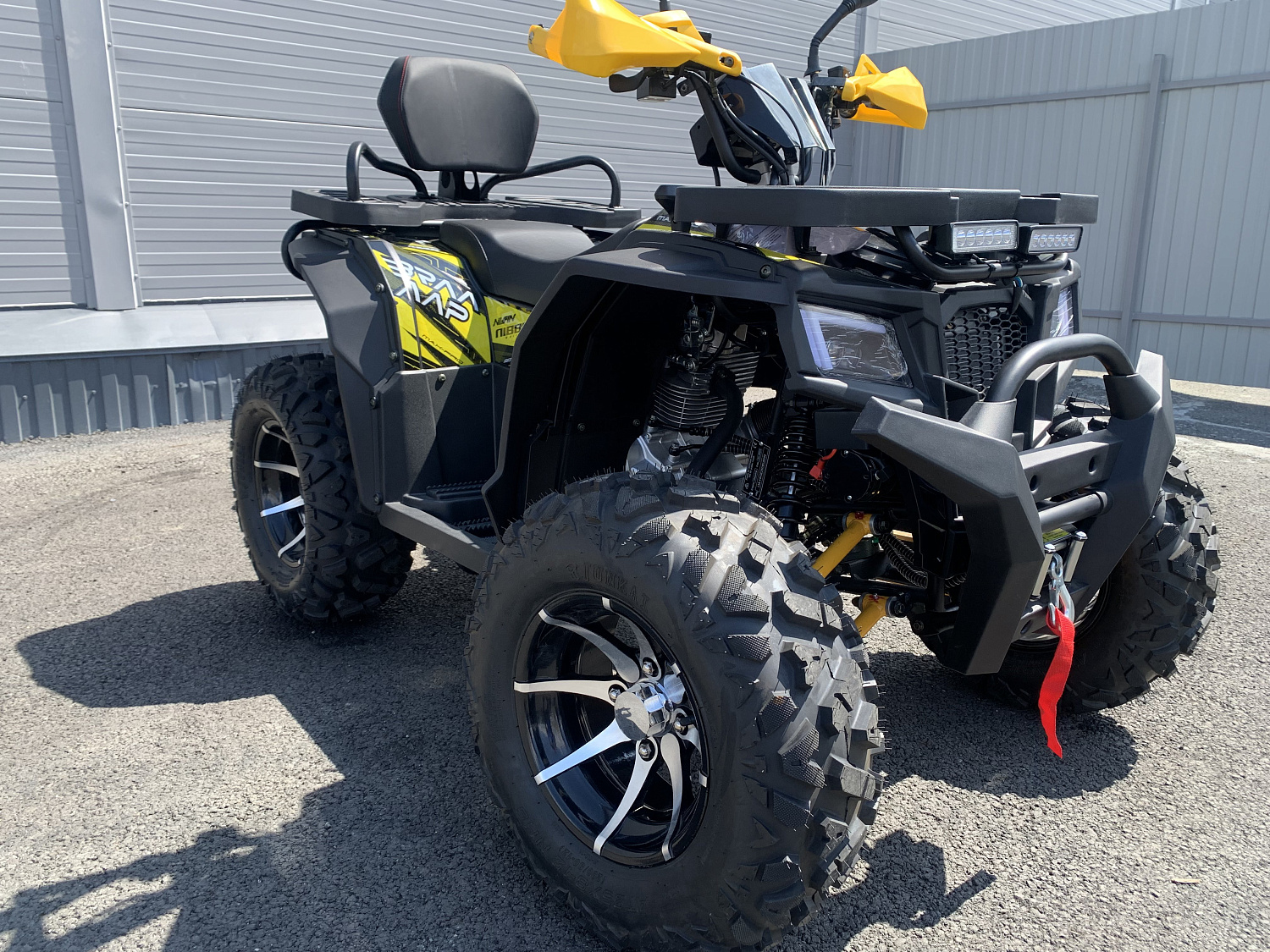 Квадроцикл PROMAX TAURUS 300 MAX-PRO в Владивостоке