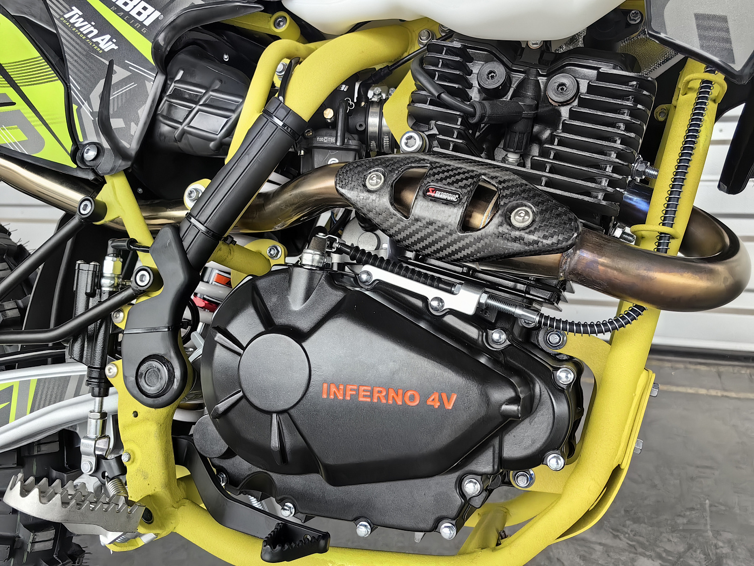 Кроссовый мотоцикл PROMAX INFERNO 380 (4 valves, 6 gears) в Владивостоке