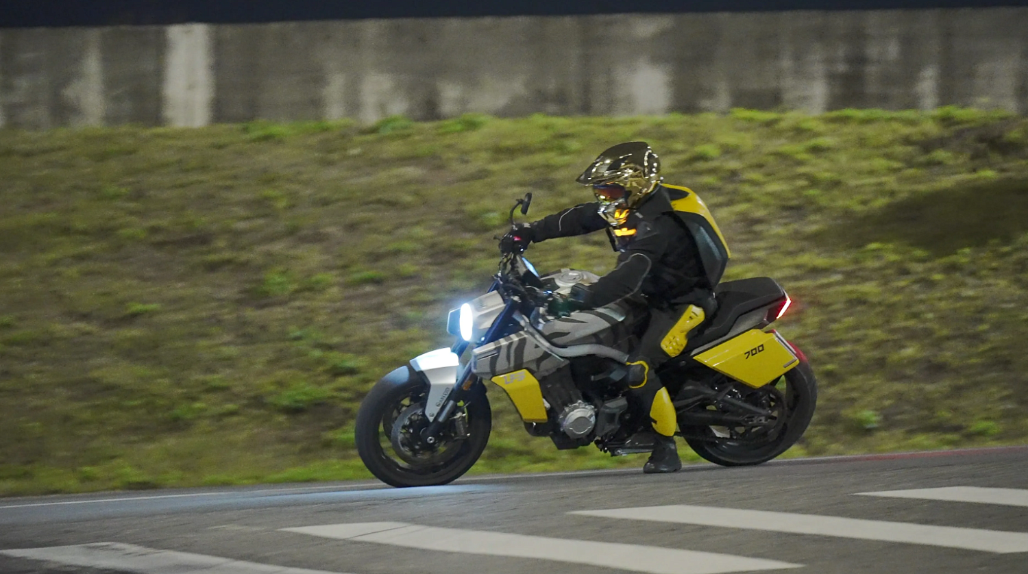 Мотоцикл Benda LFS 700 в Владивостоке