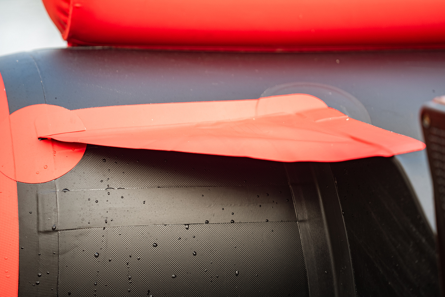 Лодка MISHIMO RIVER FJET PRO 430  под водомет в Владивостоке