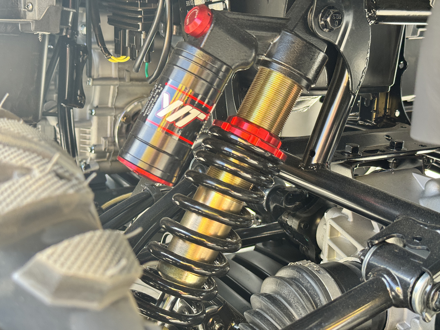 Квадроцикл HND QRX 650 PRO в Владивостоке