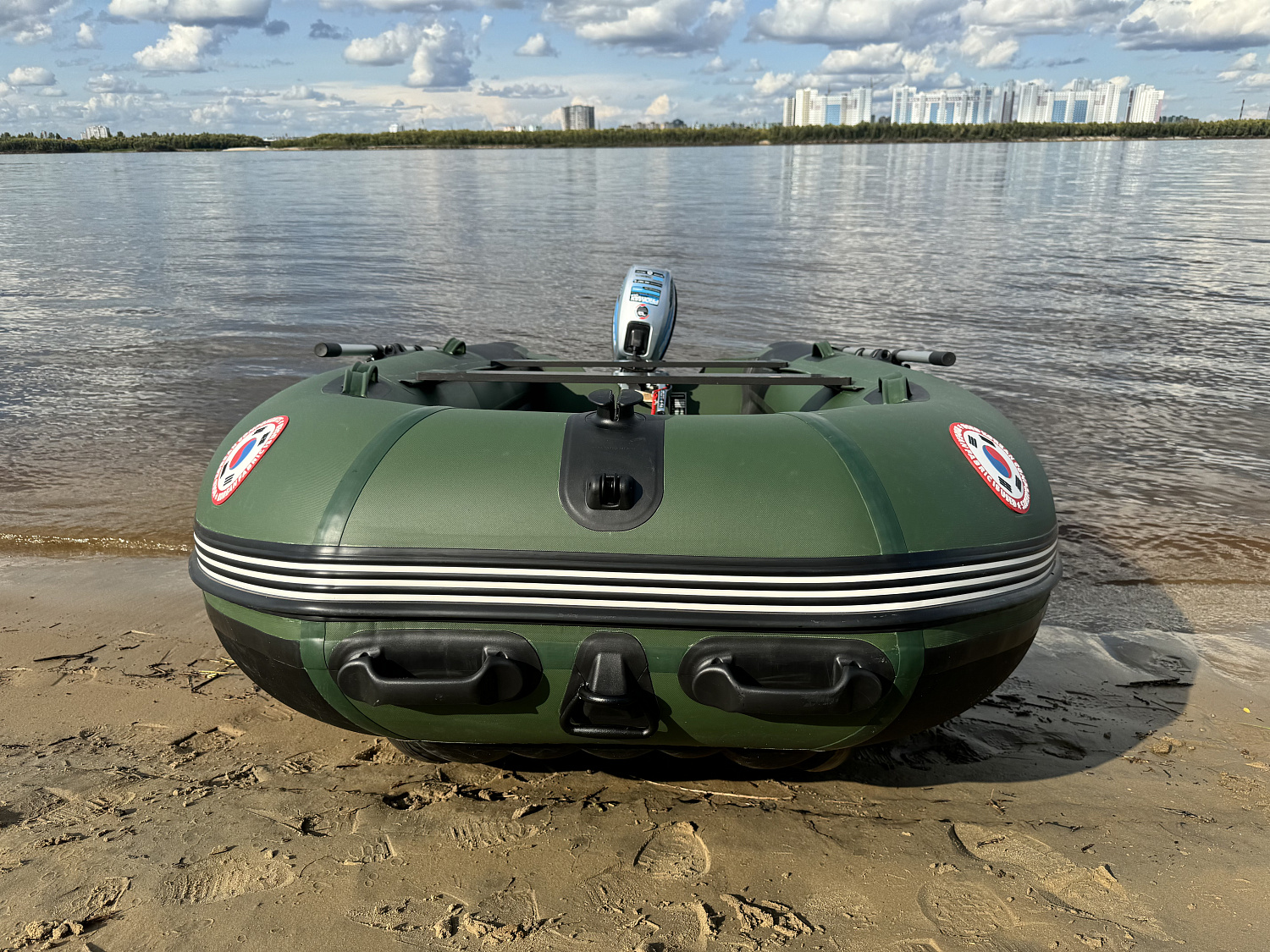 Лодка MISHIMO BIG FLOOR 380 в Владивостоке