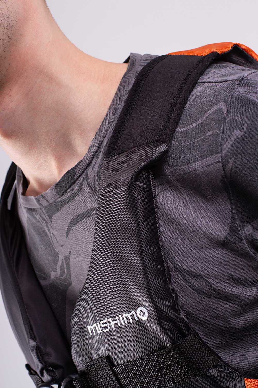 Жилет спасательный MISHIMO PRO Премиум качества Черно-оранжевый в Владивостоке