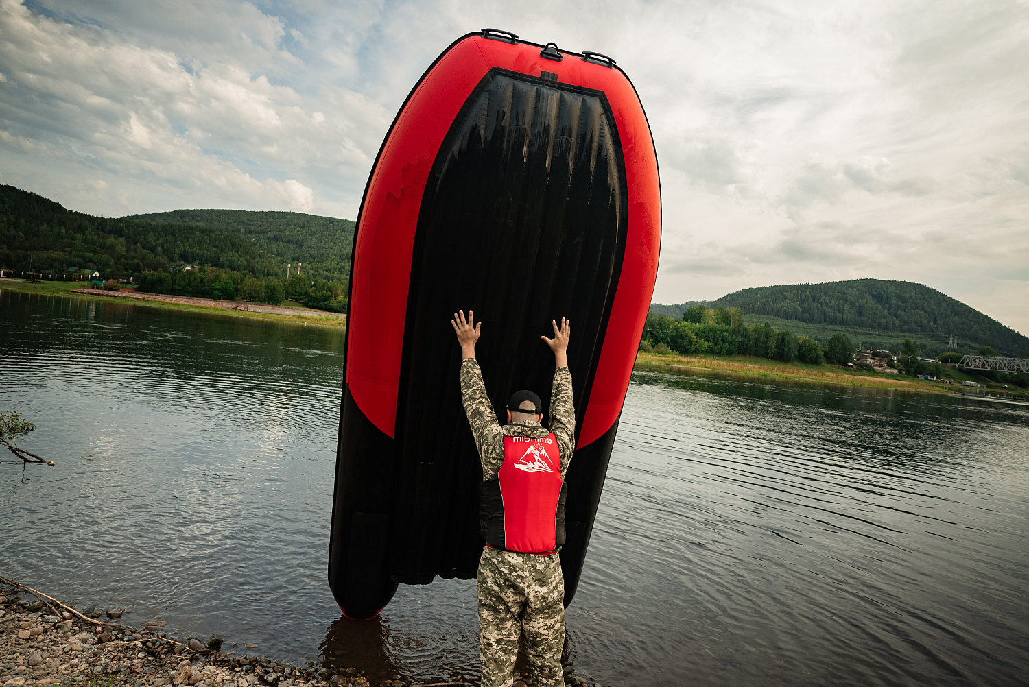 Лодка MISHIMO RIVER JET 390 под водомет в Владивостоке