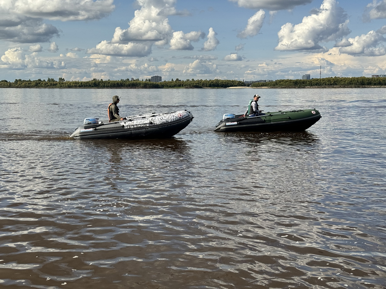 Лодка MISHIMO BIG FLOOR 440 в Владивостоке