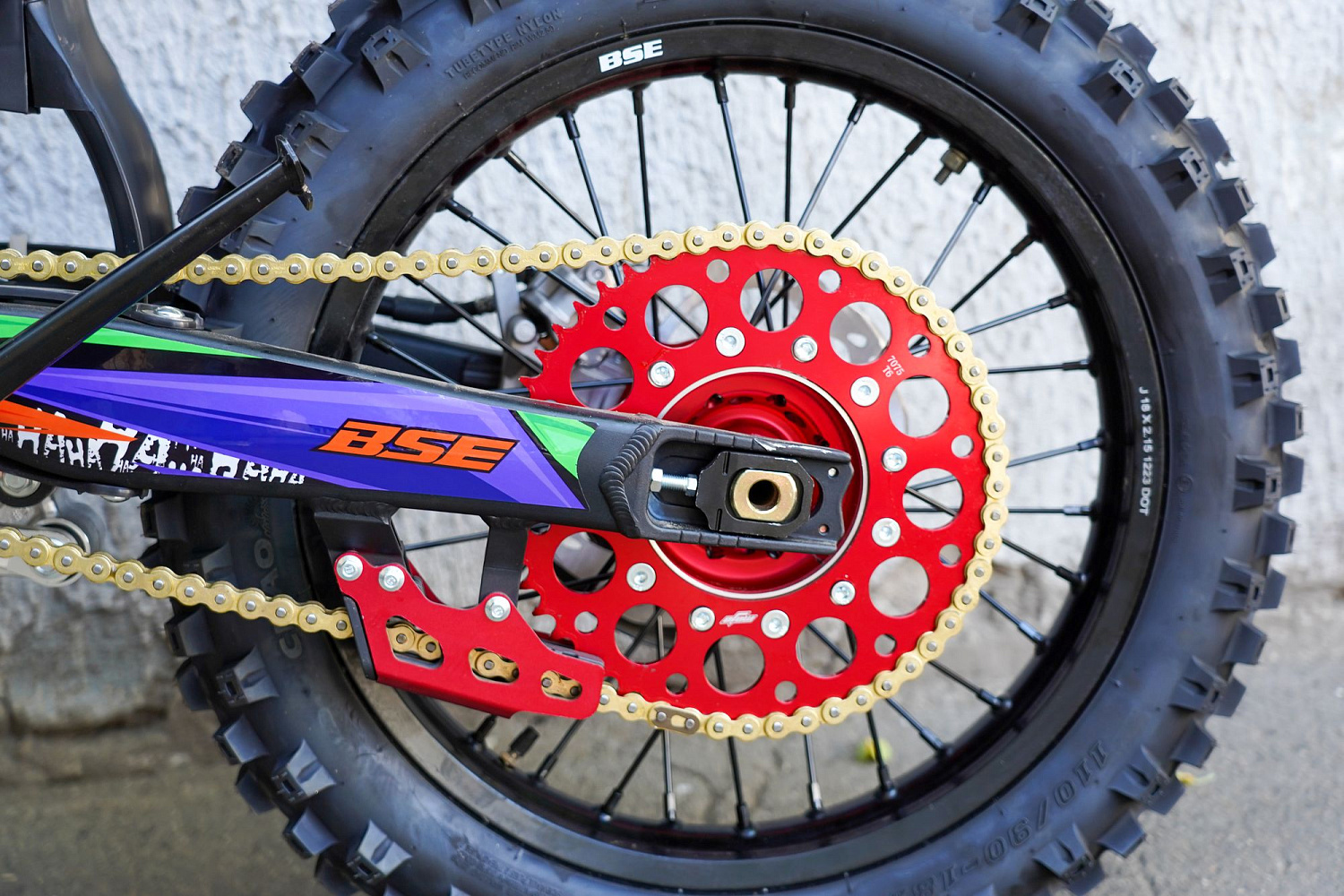 Эндуро / кроссовый мотоцикл BSE T7 Joker (ZS174-5А) Sport в Владивостоке