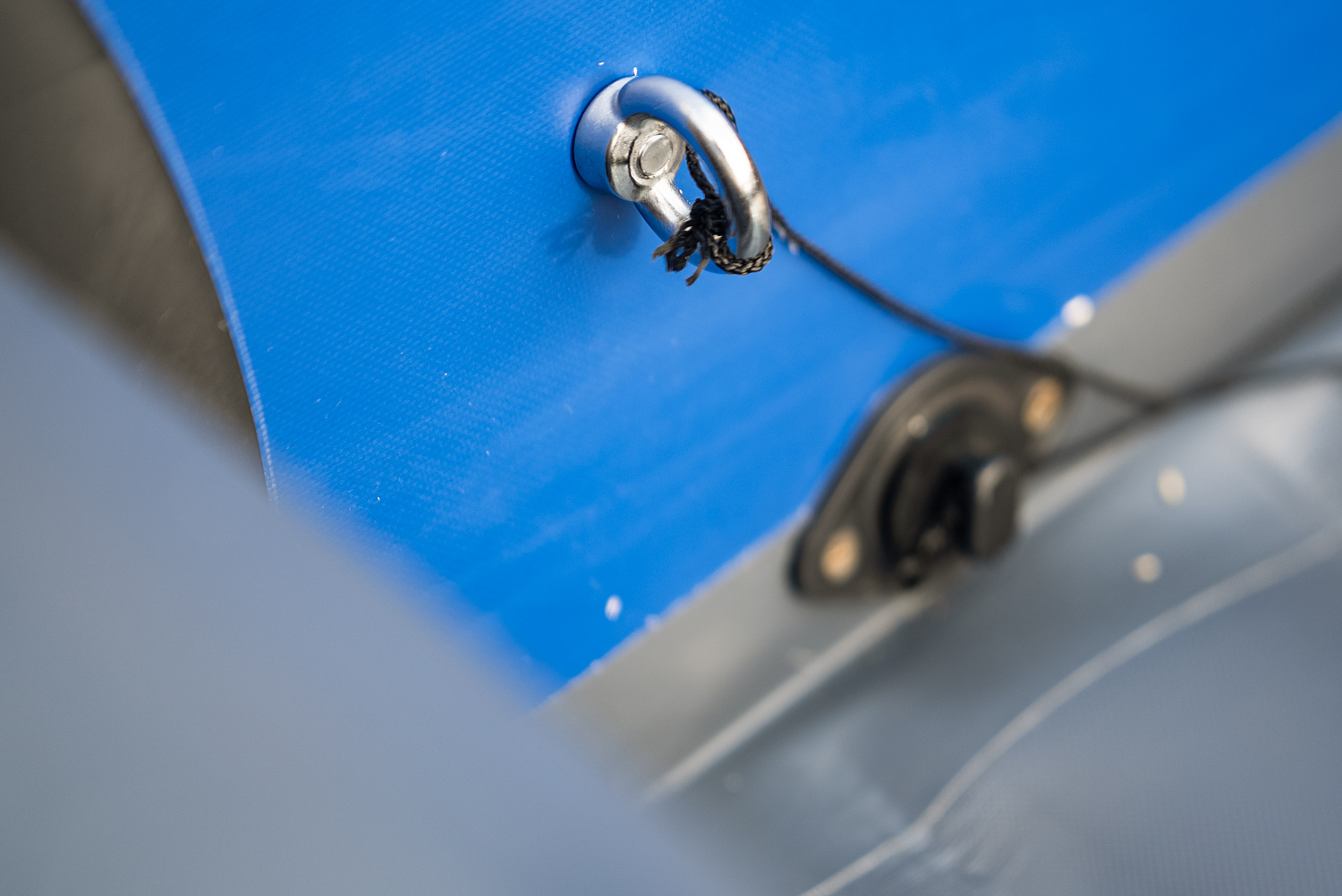 Лодка MISHIMO RIVER FJET PRO 430  под водомет в Владивостоке