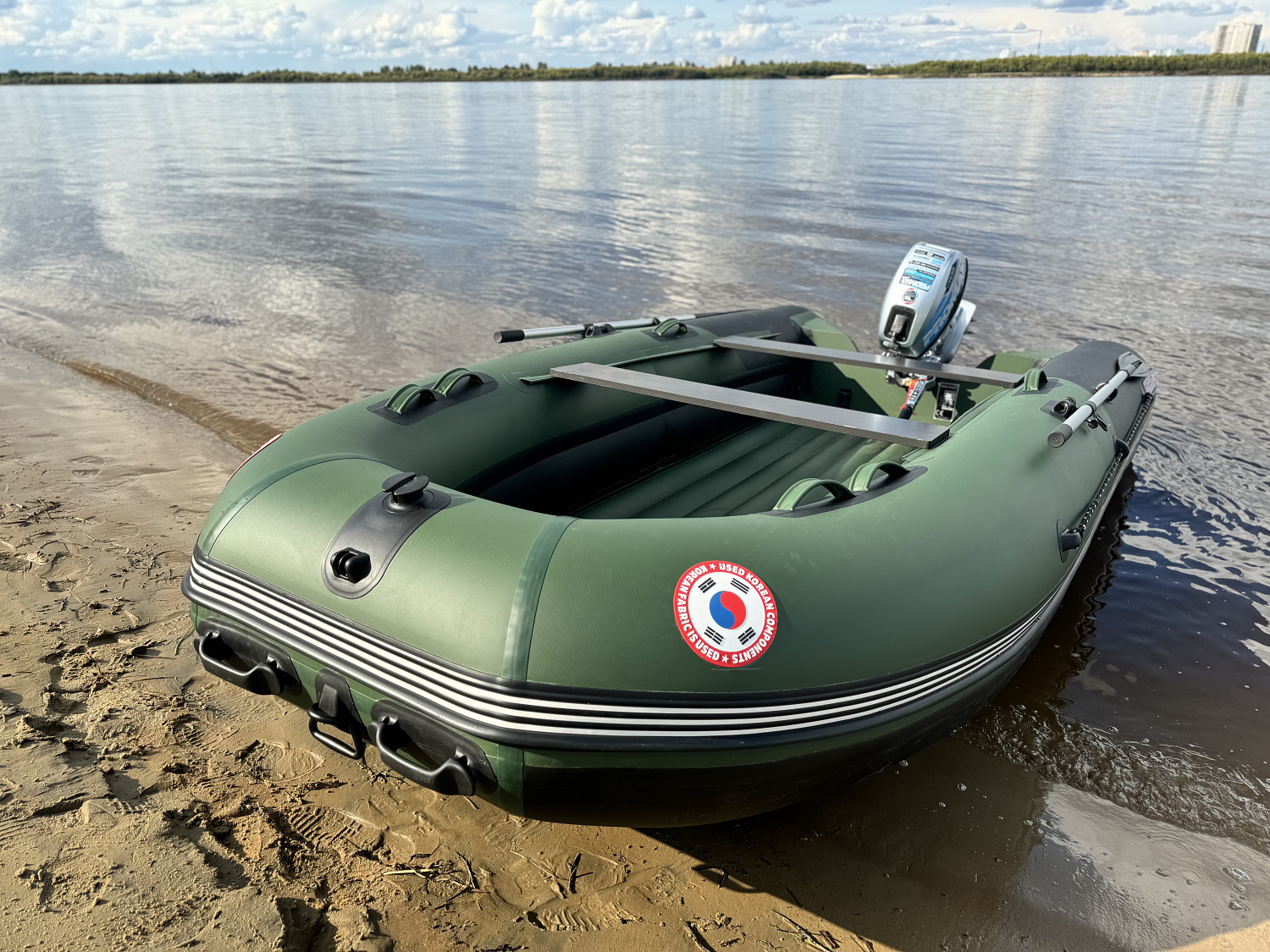 Лодка MISHIMO BIG FLOOR 380 в Владивостоке