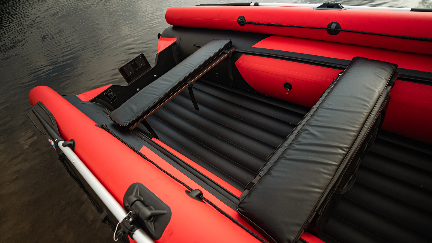 Лодка MISHIMO RIVER FJET PRO 430  под водомет в Владивостоке