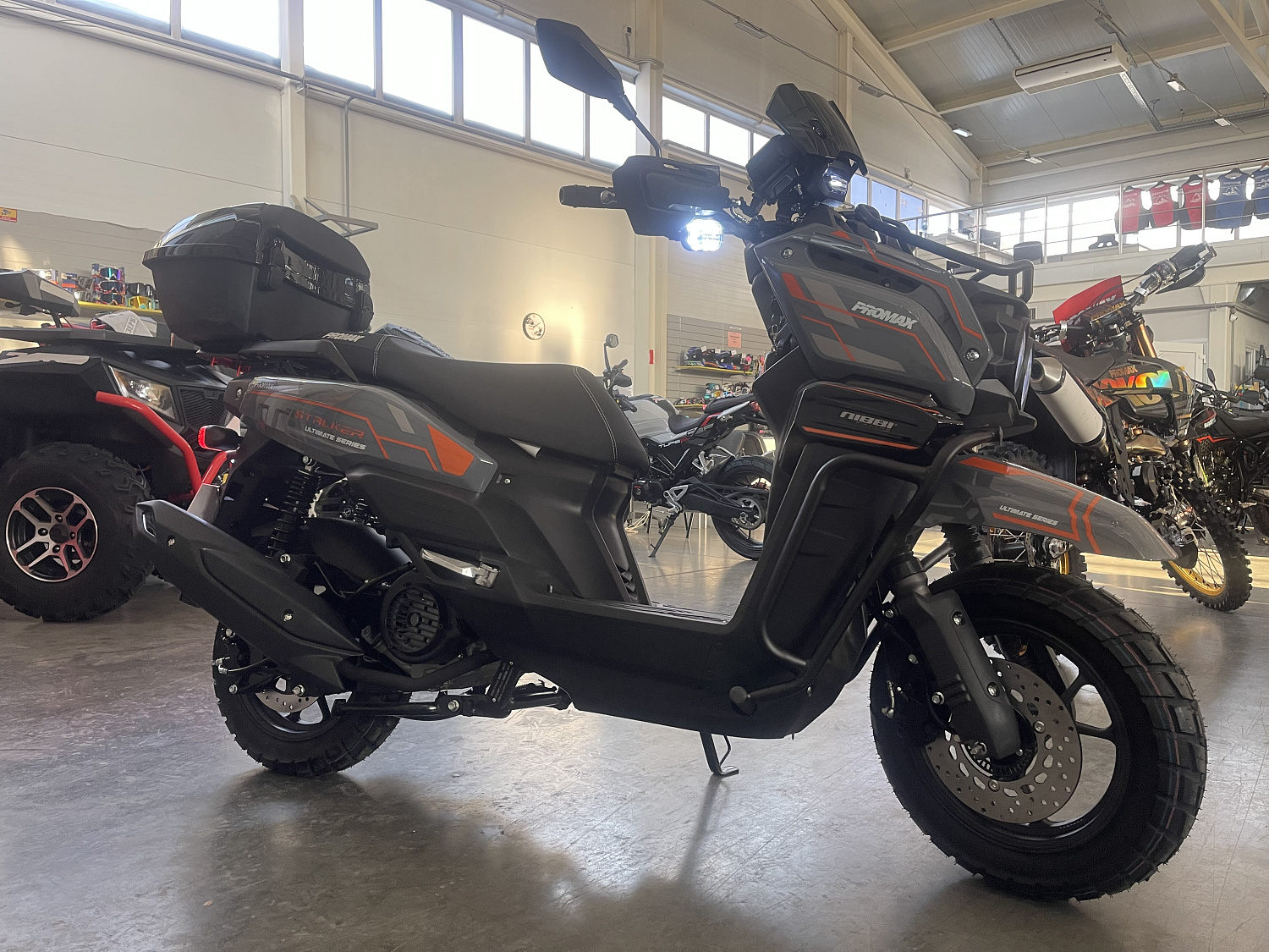 Скутер PROMAX STALKER 240(49) в Владивостоке